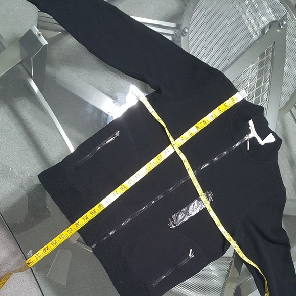 Liz Clairborne. Zip up sweater. Small Petite. - Picture 5 of 5